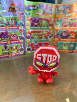 SUPERZINGS SERIES 4 KID KAZOOM GOLD SILVER PICK YOUR OWN DANGER GANG BLASTER JET